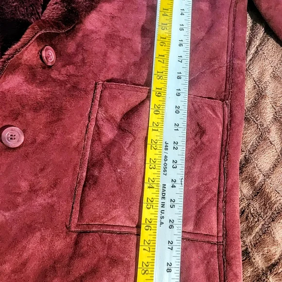 Vintage Dennise Bassco Leather Coat / Jacket • 2-Large Front Pockets • Button Up - Picture 5 of 7